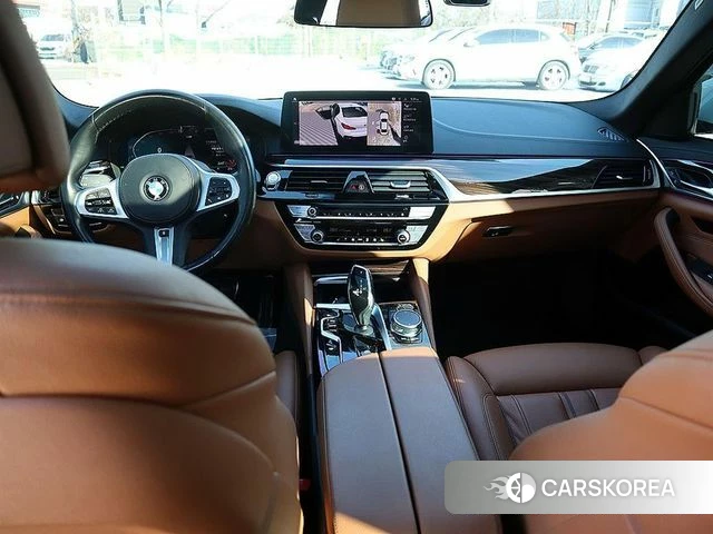 BMW 5 Series (G30) id 4406282 из Кореи 9