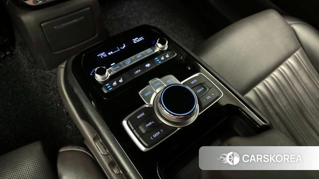 Genesis G90 id 3828875 из Кореи 9