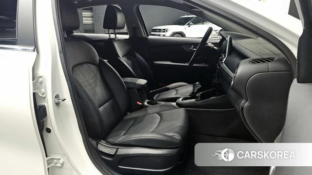 Kia Come New K3 id 3867043 из Кореи 9