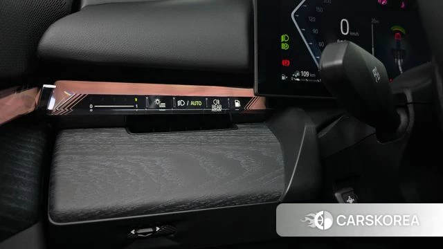 BMW 5 Series (G60) id 4686931 из Кореи 9
