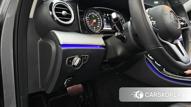 Mercedes-Benz E-Class W213 id 4502437 из Кореи 9