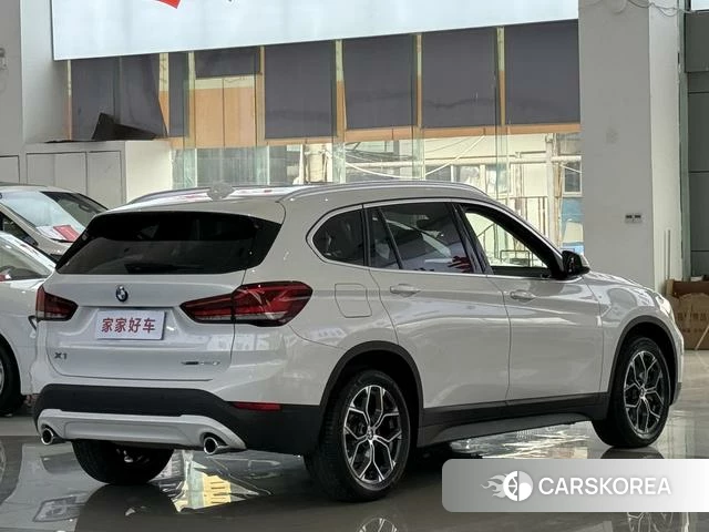 BMW X1 id 4235022 из Китая 9