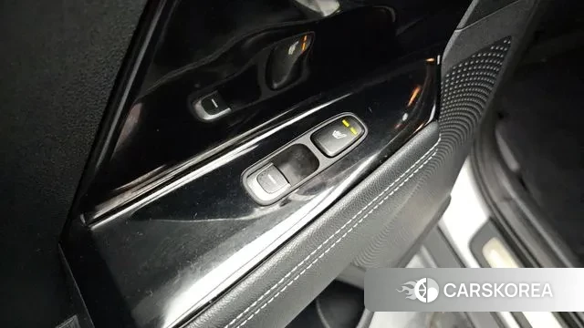 Kia Niro EV id 3209370 из Кореи 9