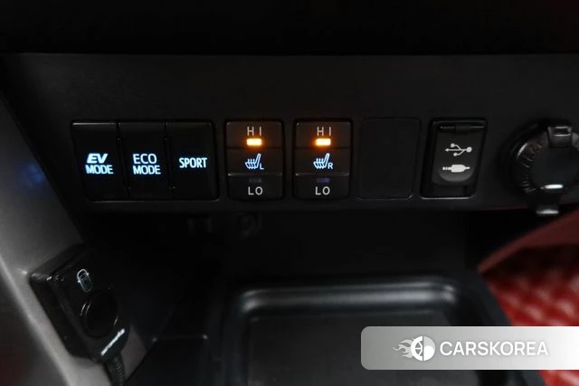 Toyota RAV4 id 3880224 из Кореи 9