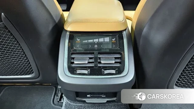 Volvo V60 Cross-Country 2nd Generation id 3319096 из Кореи 9