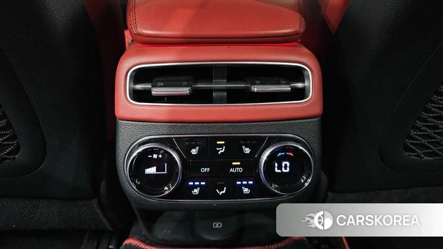 Genesis GV70 id 3893020 из Кореи 9