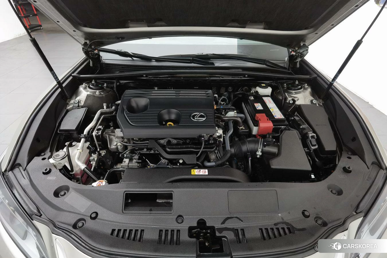 Lexus ES id 4455598 из Китая 9