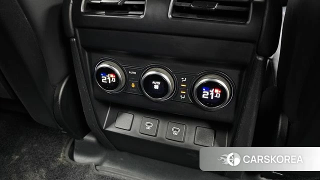 Land Rover Defender (L663) id 3806430 из Кореи 9