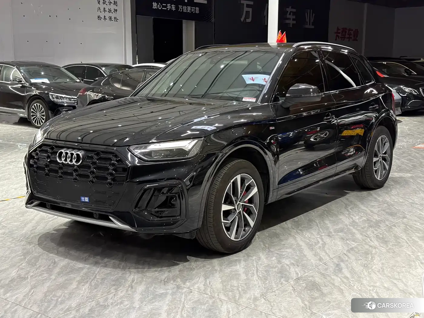 Audi Q5L id 4600957 из Китая 9