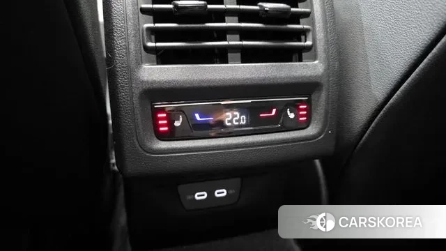 Volkswagen Golf 8th Generation id 3410687 из Кореи 9