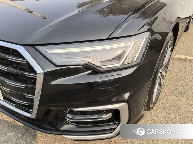 Audi A6L id 4290850 из Китая 9