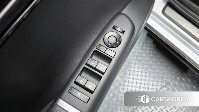 Hyundai Grandeur (GN7) id 3190470 из Кореи 9