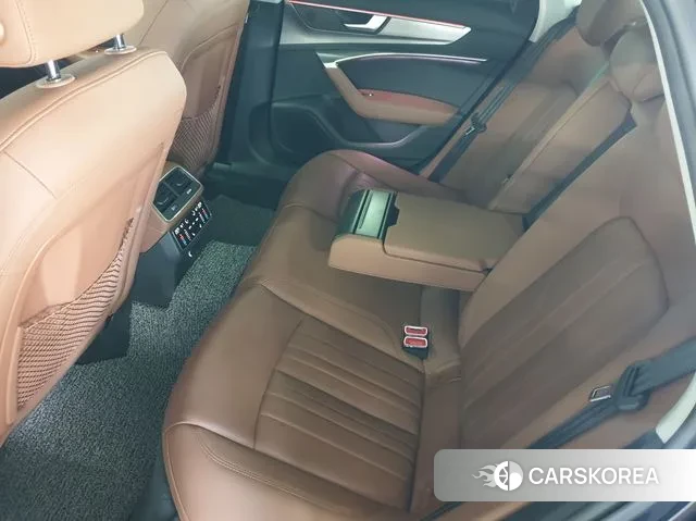 Audi A6 (C8) id 3473799 из Кореи 9