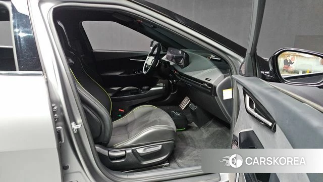 Kia EV6 id 3859002 из Кореи 9