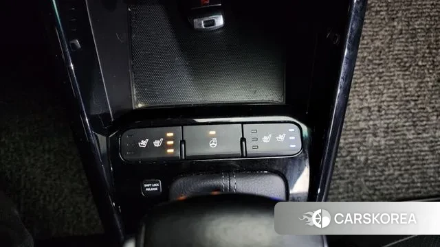 Kia Stonic id 3593364 из Кореи 9