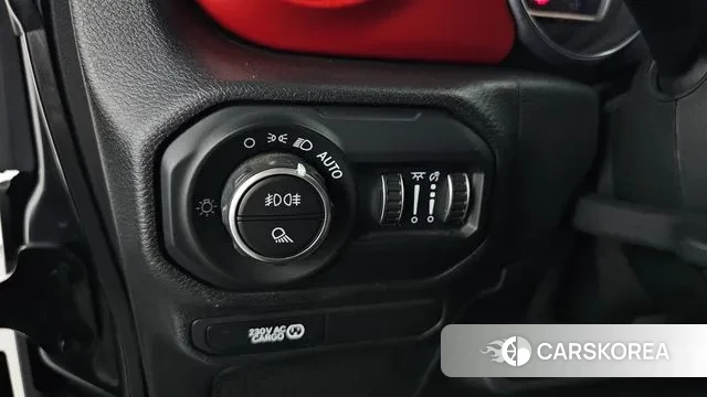 Jeep Gladiator (JT) id 3089048 из Кореи 9