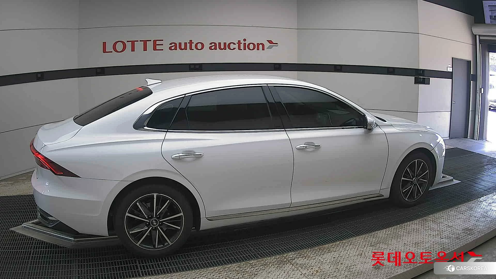Hyundai Grandeur id 4296820 из Кореи 9