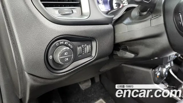 Jeep Renegade id 2920990 из Кореи 9