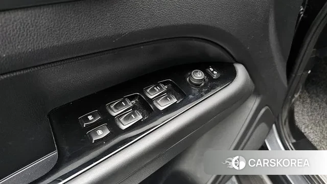 Ssangyong The New Rexton Sports Cannes id 3305507 из Кореи 9