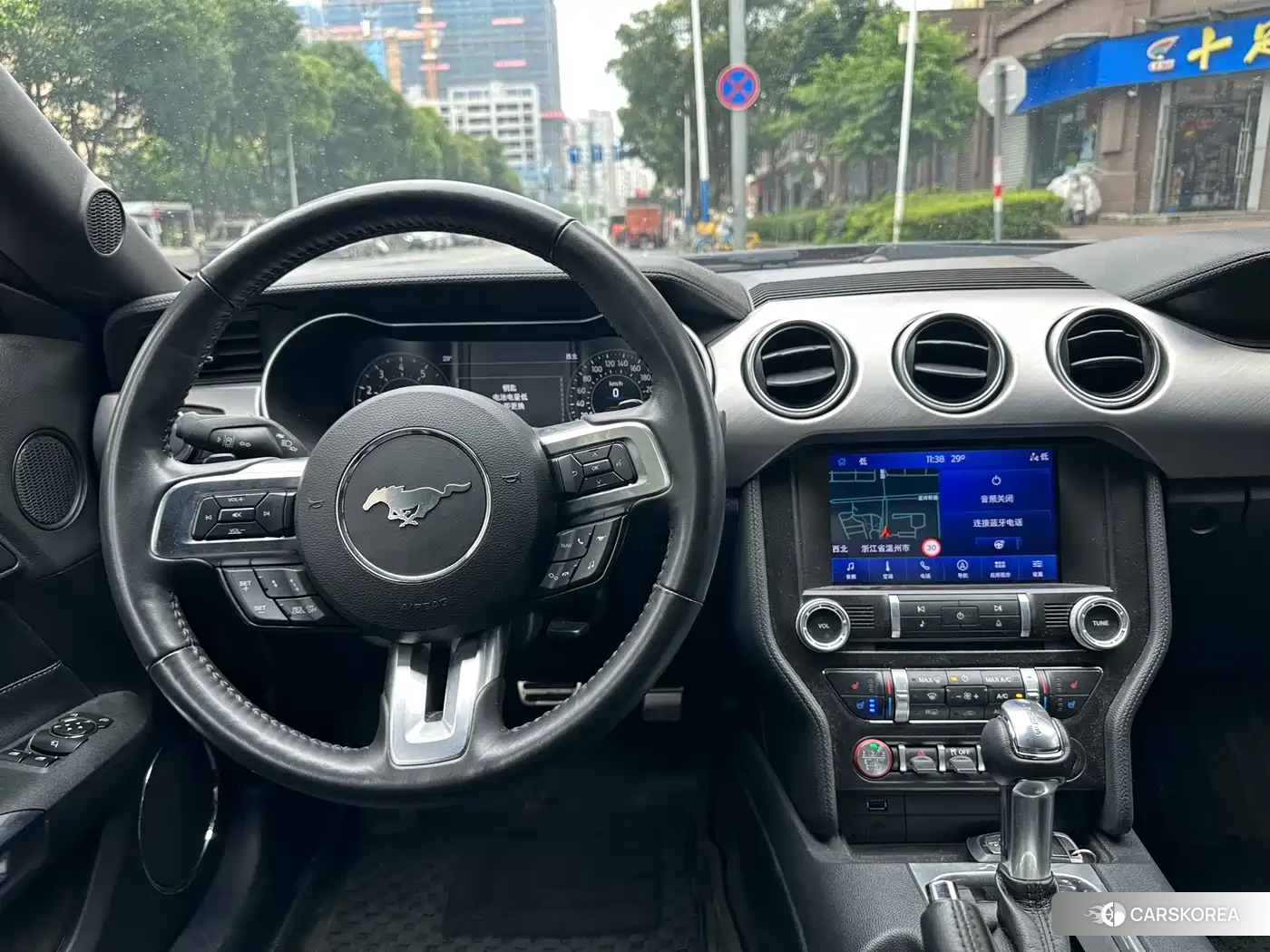 Ford Mustang id 4538693 из Китая 9