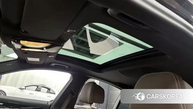 BMW 5 Series (G30) id 3746059 из Кореи 9