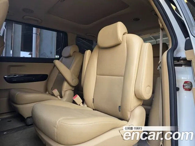 Kia The New Carnival id 2908209 из Кореи 9