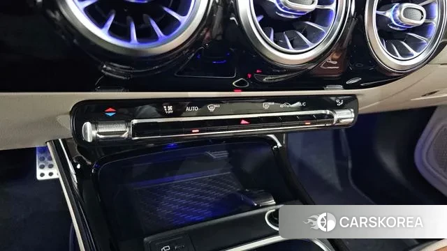 Mercedes-Benz A-Class W177 id 3489254 из Кореи 9