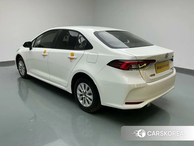 Toyota Corolla id 4279318 из Китая 9