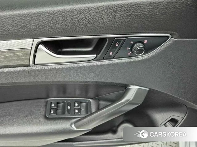 Volkswagen The New Passat id 4356927 из Кореи 9