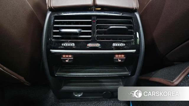 BMW 5 Series (G30) id 3899876 из Кореи 9