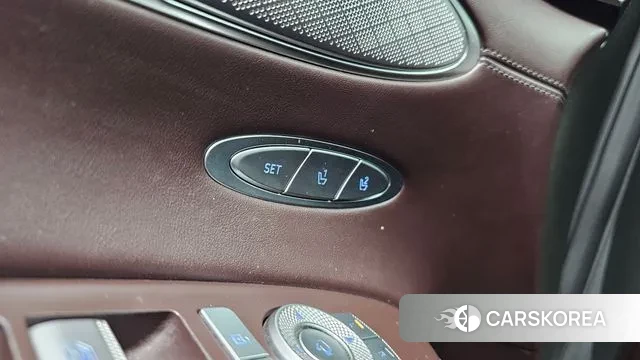 Genesis GV70 id 3468715 из Кореи 9