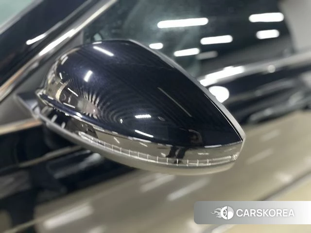Volkswagen Passat id 4256188 из Китая 9