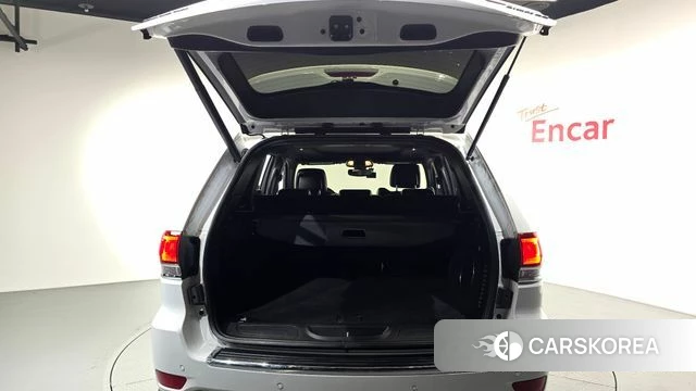 Jeep Grand Cherokee id 4849149 из Кореи 9