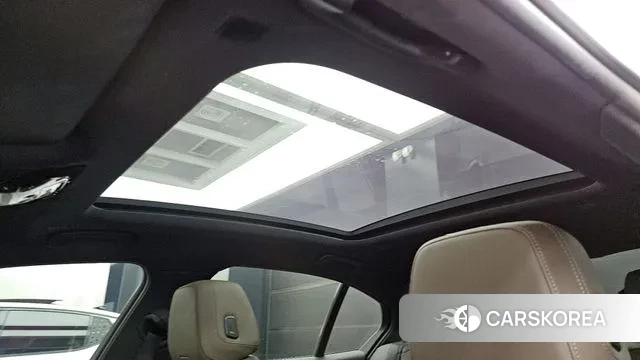 BMW 5 Series (G60) id 3758071 из Кореи 9