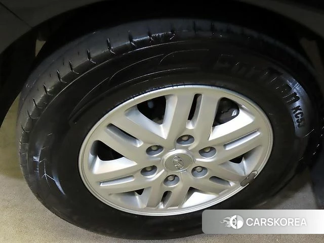 Hyundai The New Grand Starex id 3845784 из Кореи 9