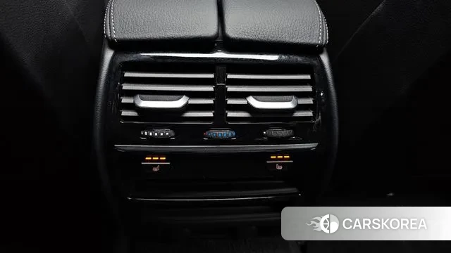 BMW 5 Series (G30) id 3742287 из Кореи 9