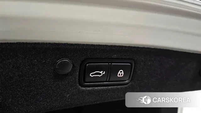 Hyundai The New Grandeur IG Hybrid id 3597830 из Кореи 9