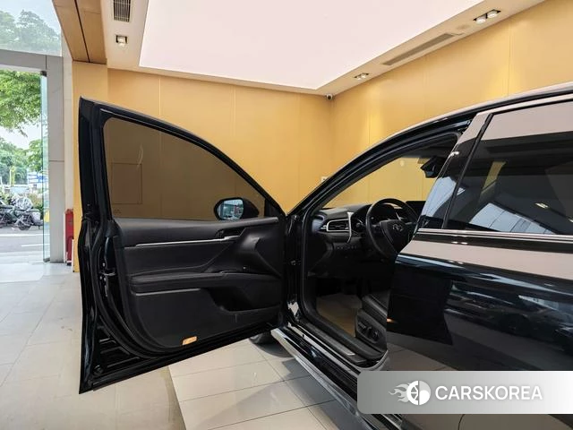 Toyota Camry id 4298471 из Китая 9