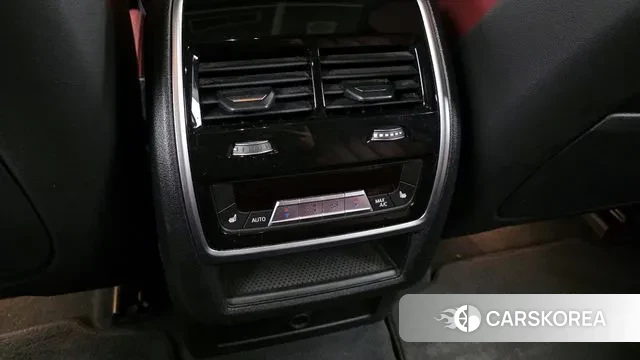 BMW X6 (G06) id 3390393 из Кореи 9