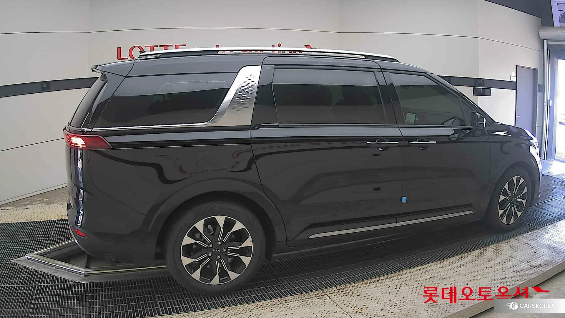 Kia Carnival id 4679400 из Кореи 9