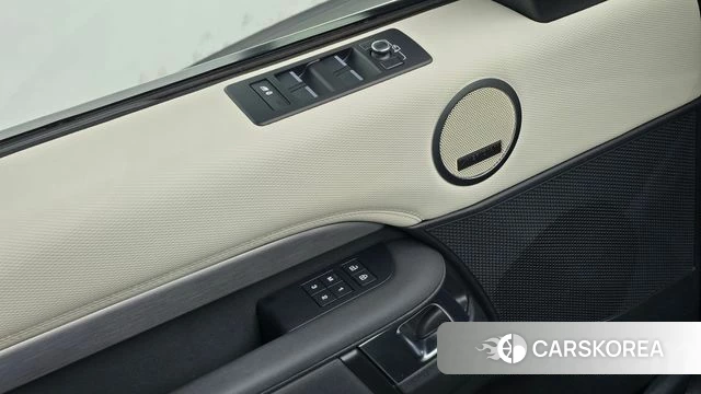 Land Rover Discovery 5 id 4641827 из Кореи 9
