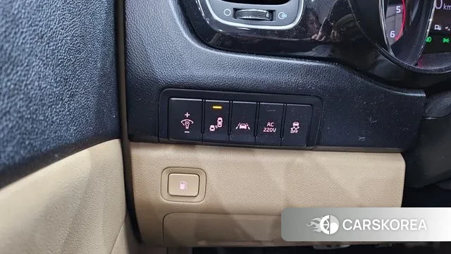 Kia The New Carnival id 2373449 из Кореи 9