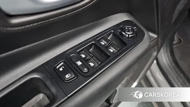 Jeep Renegade id 3504949 из Кореи 9