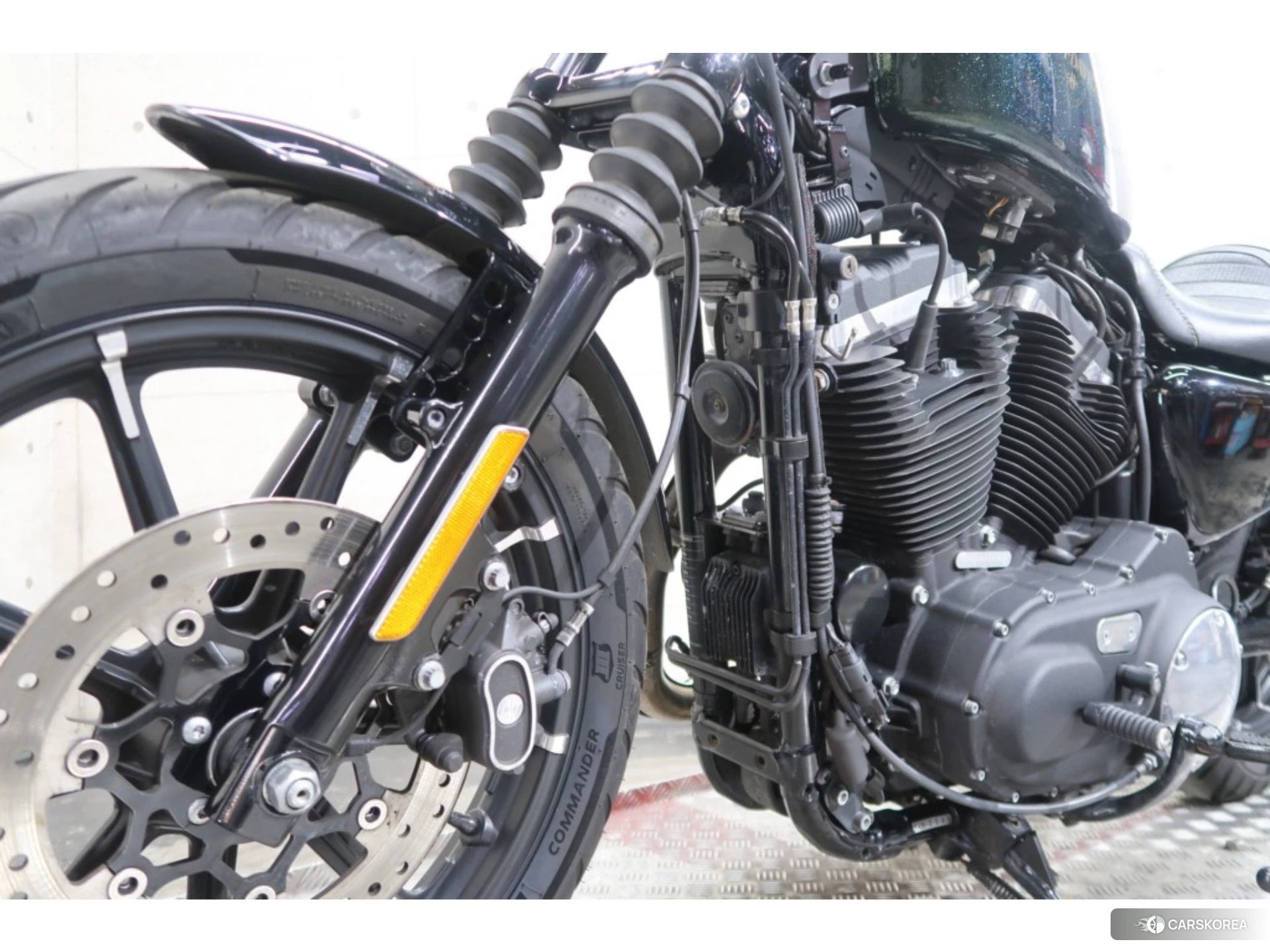 Harley-Davidson Sportster XL883N id 3946750 из Японии 9
