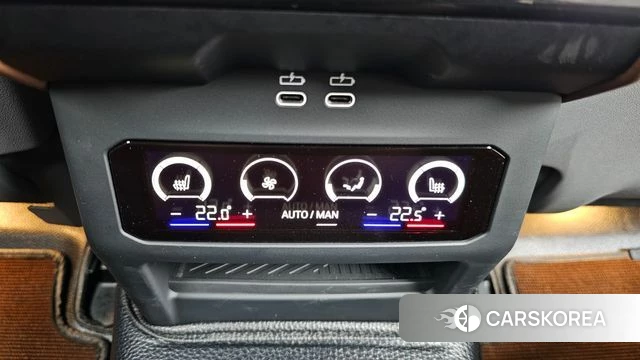 BMW 5 Series (G60) id 4177616 из Кореи 9