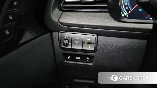 Kia K7 Premier Hybrid id 3741453 из Кореи 9