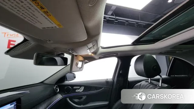 Mercedes-Benz E-Class W213 id 3008497 из Кореи 9