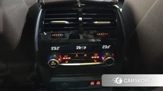 BMW 5 Series (G30) id 3680117 из Кореи 9