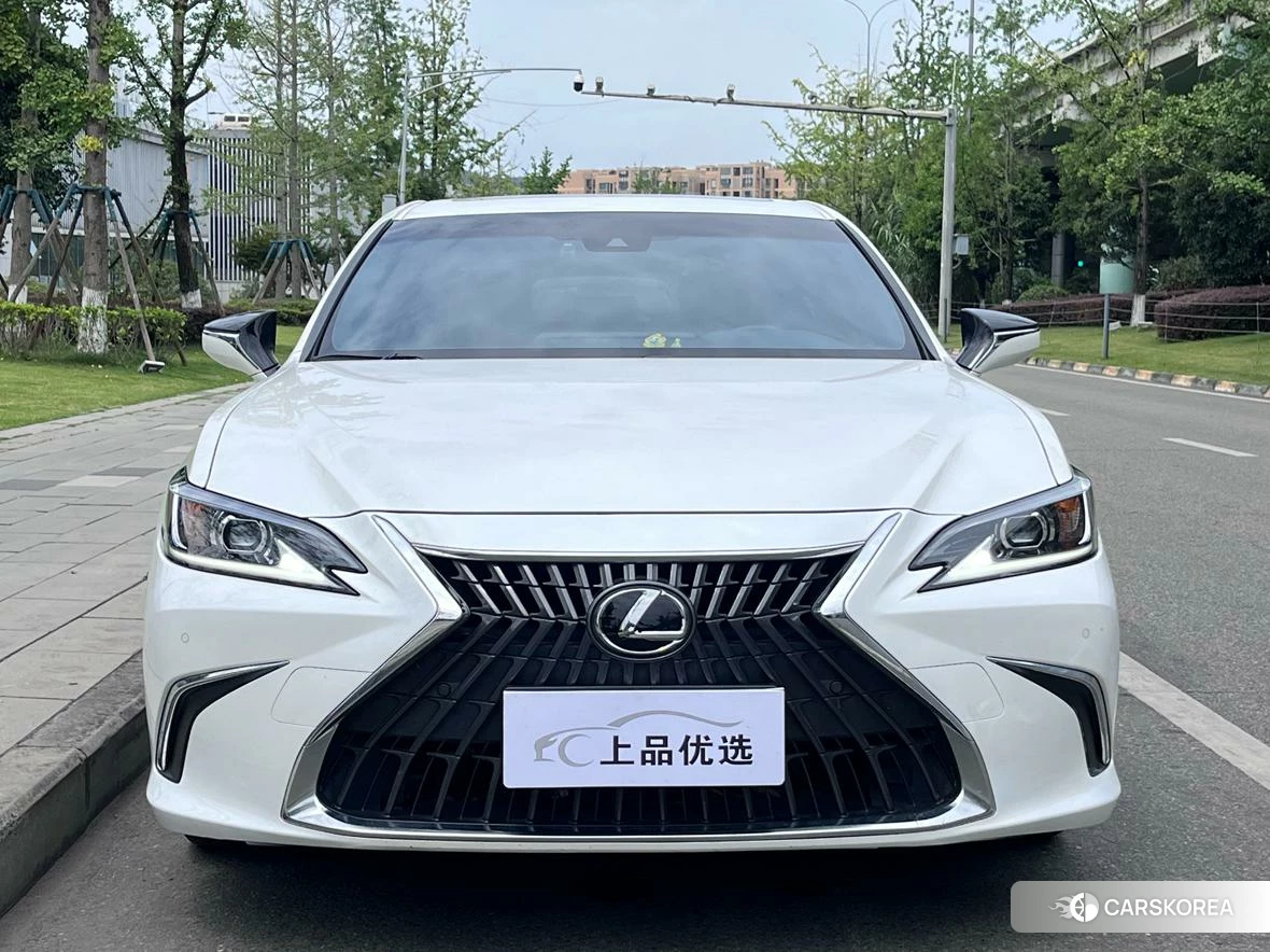 Lexus ES id 4515000 из Китая 9