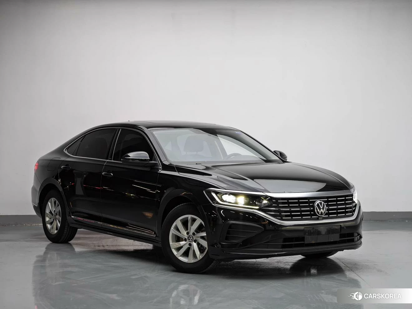 Volkswagen Passat id 4468089 из Китая 9